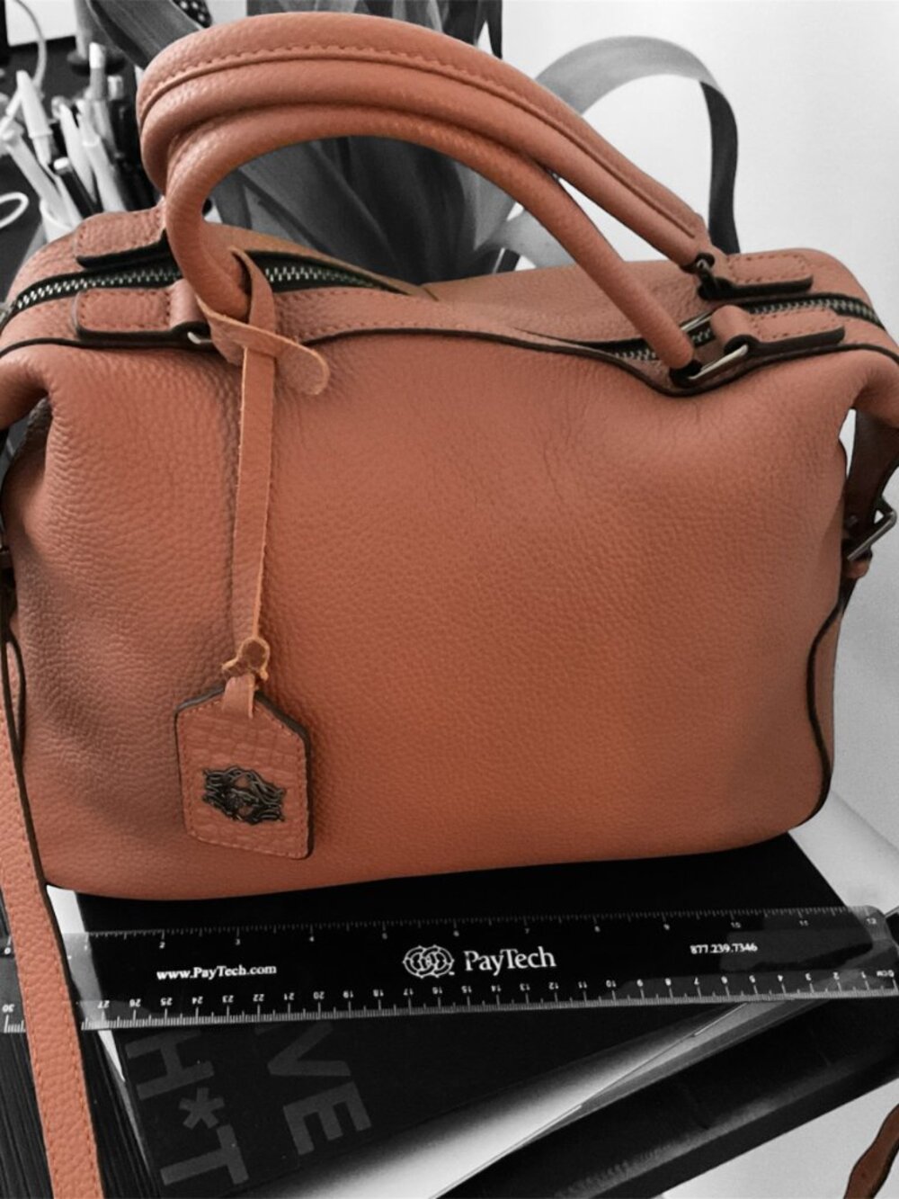 Zooler Boston crossbody Genuine leather Soft touch woman handbag never used